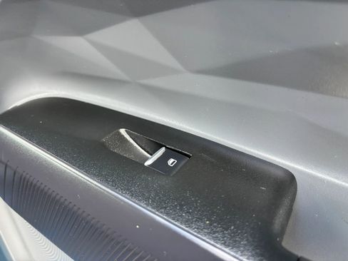 Used 2023 Ford Maverick XL image 48