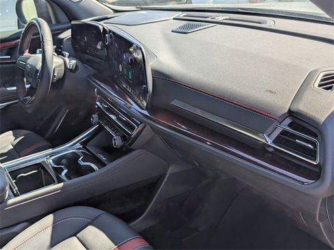 Certified 2025 Chevrolet Traverse RS w/ LPO, Floor Liner Package image 15