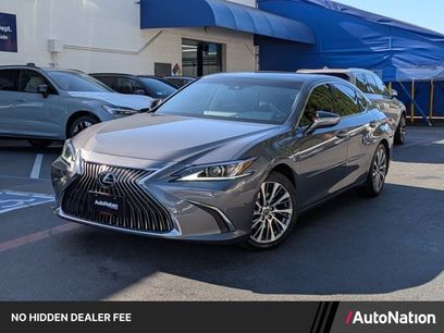 Used 2020 Lexus ES 350 w/ Premium Package