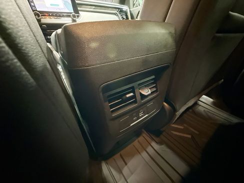 New 2026 GMC Canyon Elevation w/ Convenience Package image 25