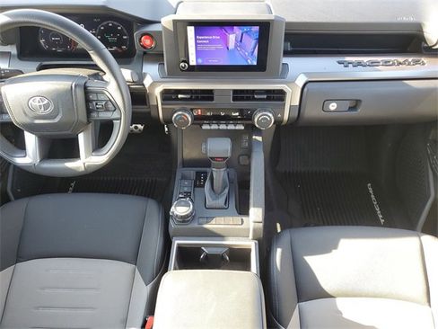Used 2024 Toyota Tacoma TRD Sport image 11