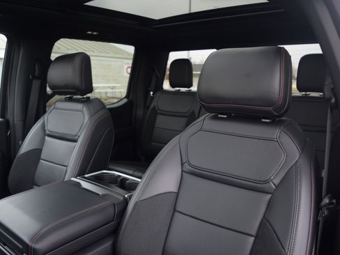 Used 2025 Ford F150 Raptor image 18