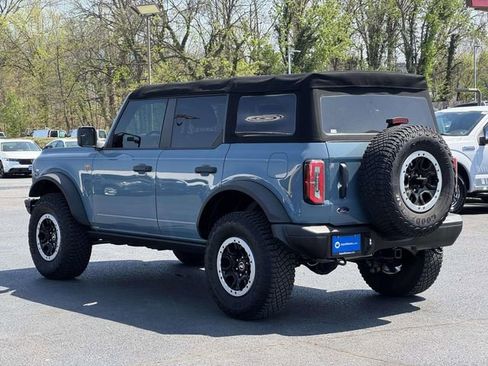 Used 2022 Ford Bronco Badlands w/ Sasquatch Package AWD/4WD image 3