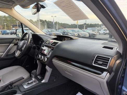Used 2018 Subaru Forester 2.5i Limited image 16