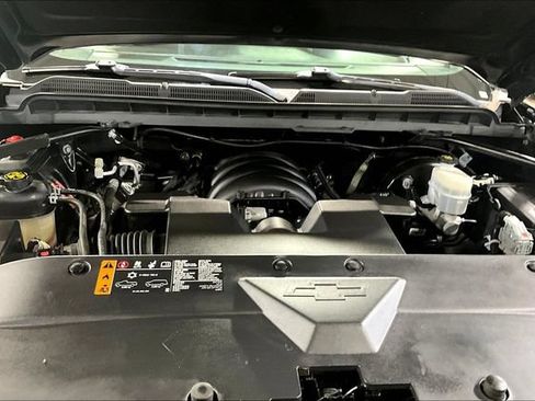 Used 2018 Chevrolet Silverado 1500 LTZ Z71 AWD/4WD image 28
