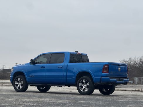 Used 2022 RAM 1500 Laramie w/ Sport Appearance Package image 12