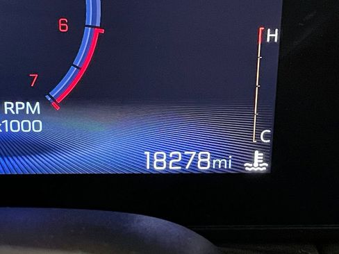 Used 2024 Chevrolet TrailBlazer LS w/ LS Convenience Package image 6