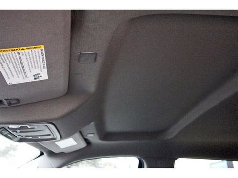 Used 2024 Chevrolet Silverado 1500 Custom image 25