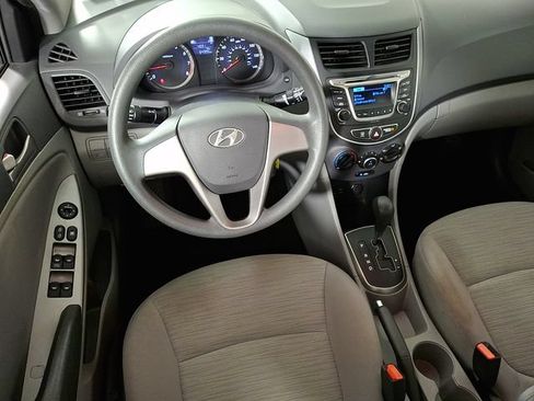 Used 2015 Hyundai Accent GLS FWD image 2