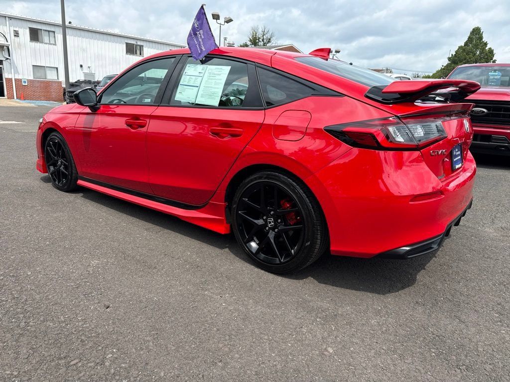 Used 2024 Honda Civic Sport image 7