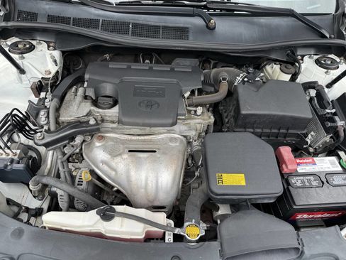 Used 2014 Toyota Camry XLE image 24