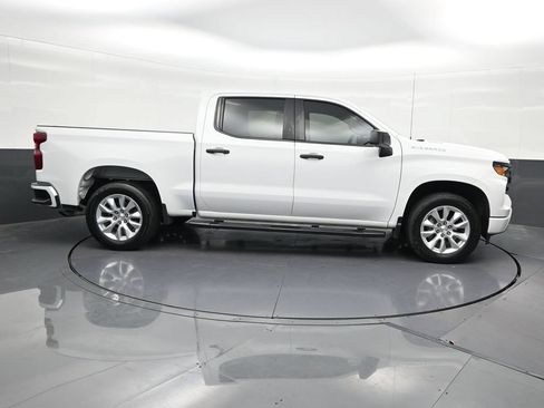 Used 2024 Chevrolet Silverado 1500 Custom RWD image 7