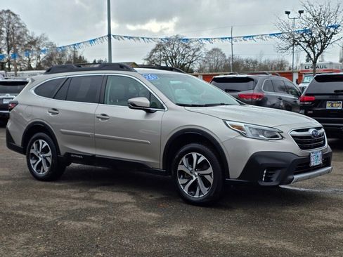 Used 2020 Subaru Outback Limited image 27