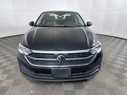 Used 2023 Volkswagen Jetta SE image 8