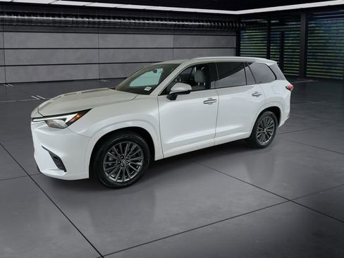 Certified 2024 Lexus TX 350 FWD w/ Cold Weather Package image 4