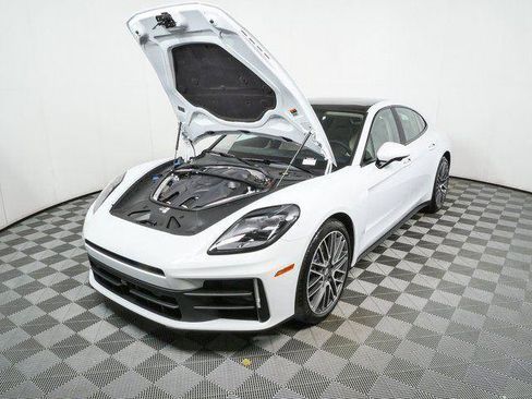 New 2026 Porsche Panamera image 34