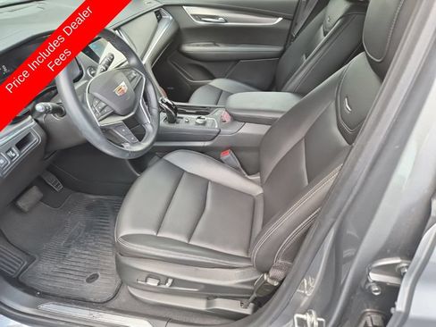 Used 2024 Cadillac XT5 Luxury FWD image 6