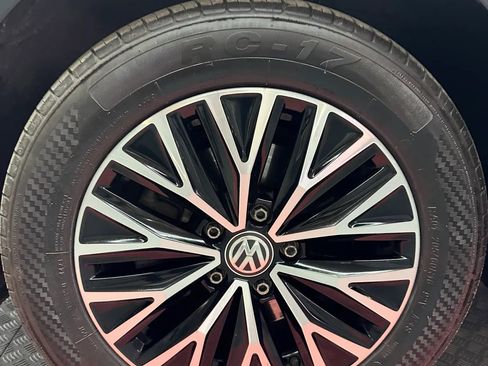 Used 2020 Volkswagen Jetta SE FWD image 35