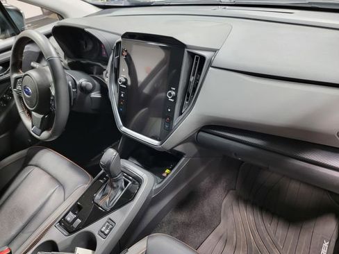 Certified 2024 Subaru Crosstrek 2.5i Limited w/ Popular Package #3A image 17