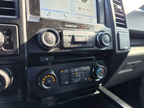 Used 2017 Ford F150 XL w/ Equipment Group 101A Mid AWD/4WD image 61