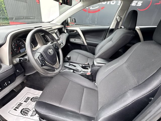 Used 2015 Toyota RAV4 LE AWD/4WD image 9