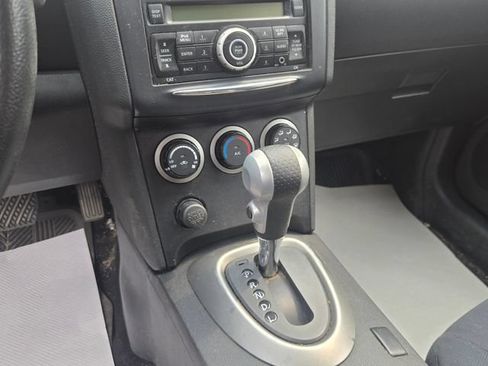 Used 2013 Nissan Rogue S AWD/4WD image 16