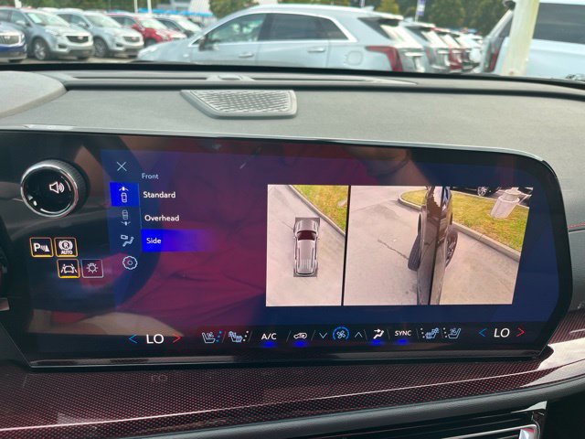 New 2027 Chevrolet Traverse RS w/ LPO, Floor Liner Package FWD image 33