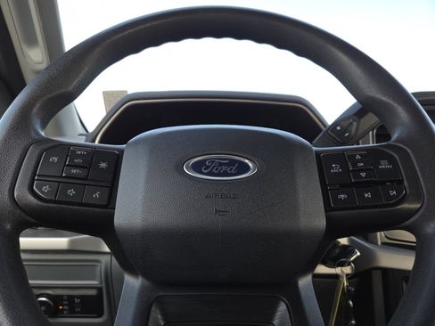 Used 2021 Ford F150 XLT w/ XTR Package image 26