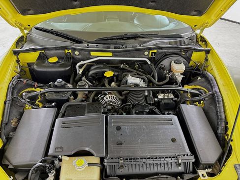 Used 2004 MAZDA RX-8 w/ MT Sport Pkg image 19