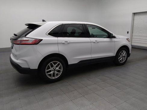 Used 2024 Ford Edge SEL image 10