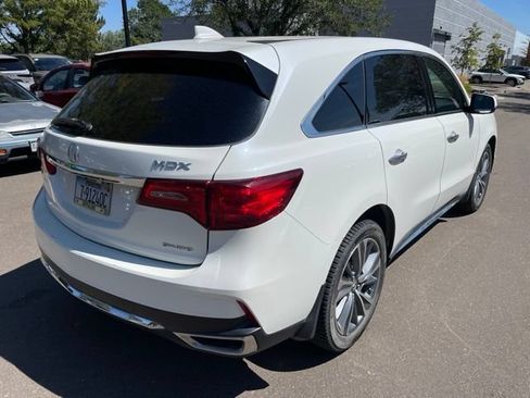 Used 2017 Acura MDX w/ Technology Package AWD/4WD image 4