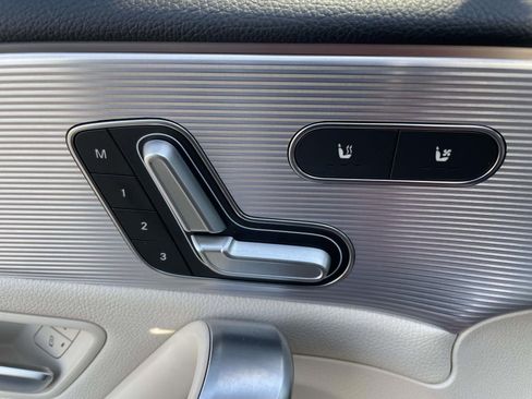 Used 2020 Mercedes-Benz A 220 4MATIC image 24