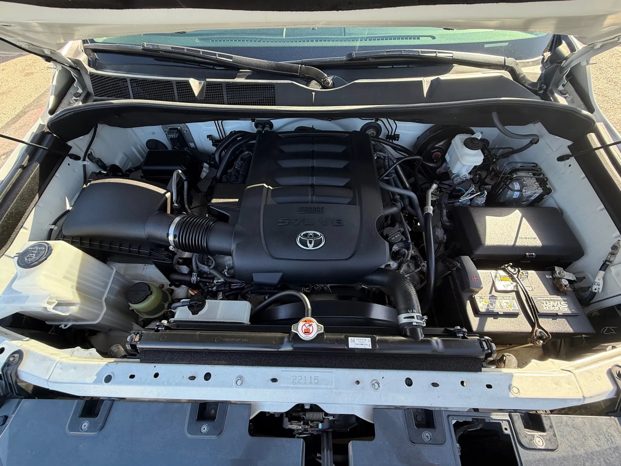 Used 2020 Toyota Tundra Platinum AWD/4WD image 34
