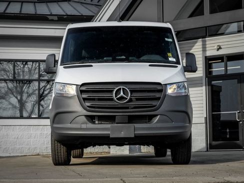 Used 2026 Mercedes-Benz Sprinter 2500 image 5