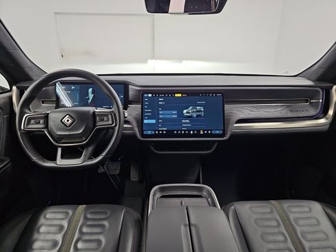 Used 2025 Rivian R1S Adventure AWD/4WD image 27