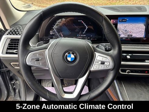 Used 2023 BMW X7 xDrive40i w/ Premium Package image 18