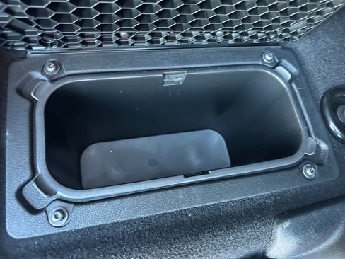 Used 2024 RAM 2500 Big Horn w/ Bed Utility Group image 16