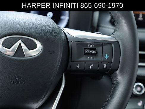 Used 2023 INFINITI QX60 Luxe w/ Performance Audio Package FWD image 23