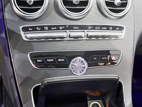 Used 2020 Mercedes-Benz C 63 AMG Sedan image 24