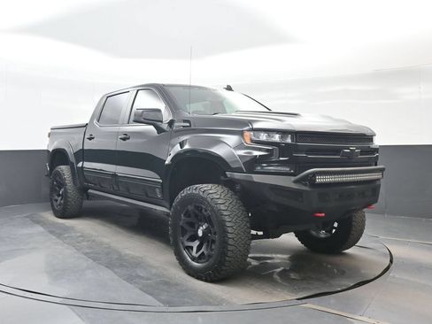 Used 2021 Chevrolet Silverado 1500 RST w/ Convenience Package II AWD/4WD image 9
