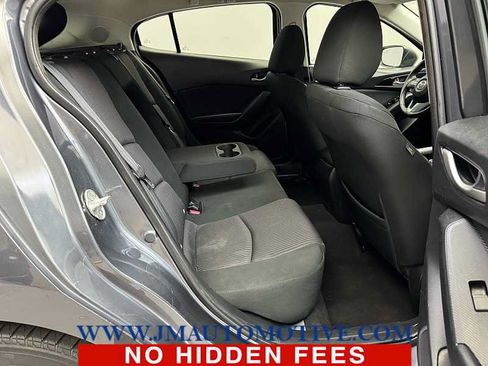 Used 2015 MAZDA MAZDA3 i Touring w/ Technology Package FWD image 17