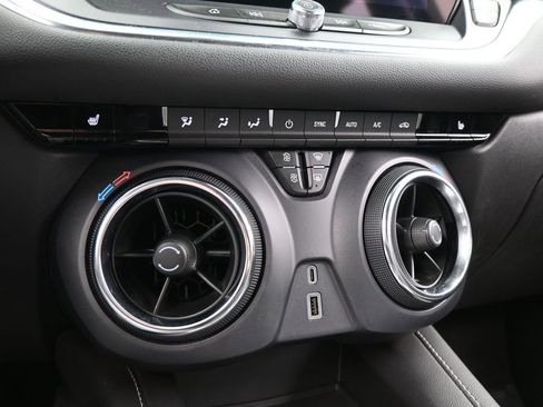 Used 2024 Chevrolet Blazer LT image 23