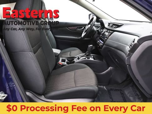 Used 2020 Nissan Rogue SV AWD/4WD image 25