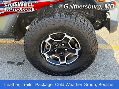 Used 2023 Jeep Gladiator Mojave w/ Cold Weather Group image 10