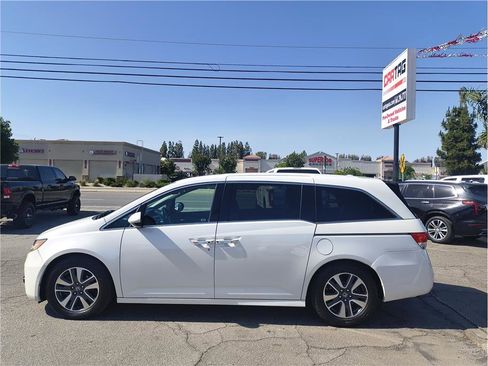 Used 2014 Honda Odyssey Touring image 18