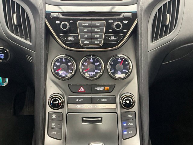 Used 2015 Hyundai Genesis 3.8 RWD image 9