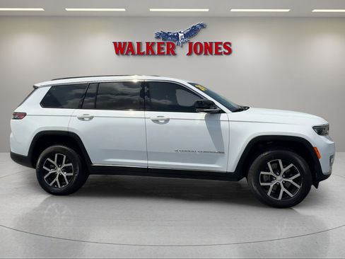 Used 2024 Jeep Grand Cherokee L Limited RWD image 8
