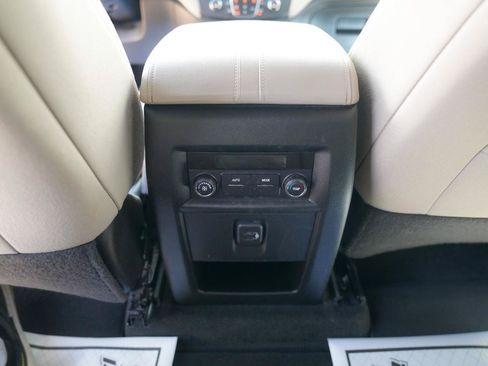 Used 2023 Chevrolet Traverse LS AWD/4WD image 35