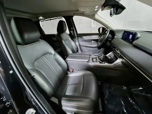 Used 2024 MAZDA CX-90 Plug-In Hybrid w/ Premium Pkg AWD/4WD image 24