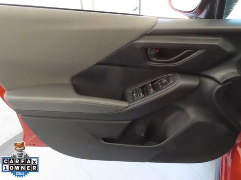 Used 2025 Subaru Crosstrek 2.0i Premium w/ Crosstrek Mirror Package image 11